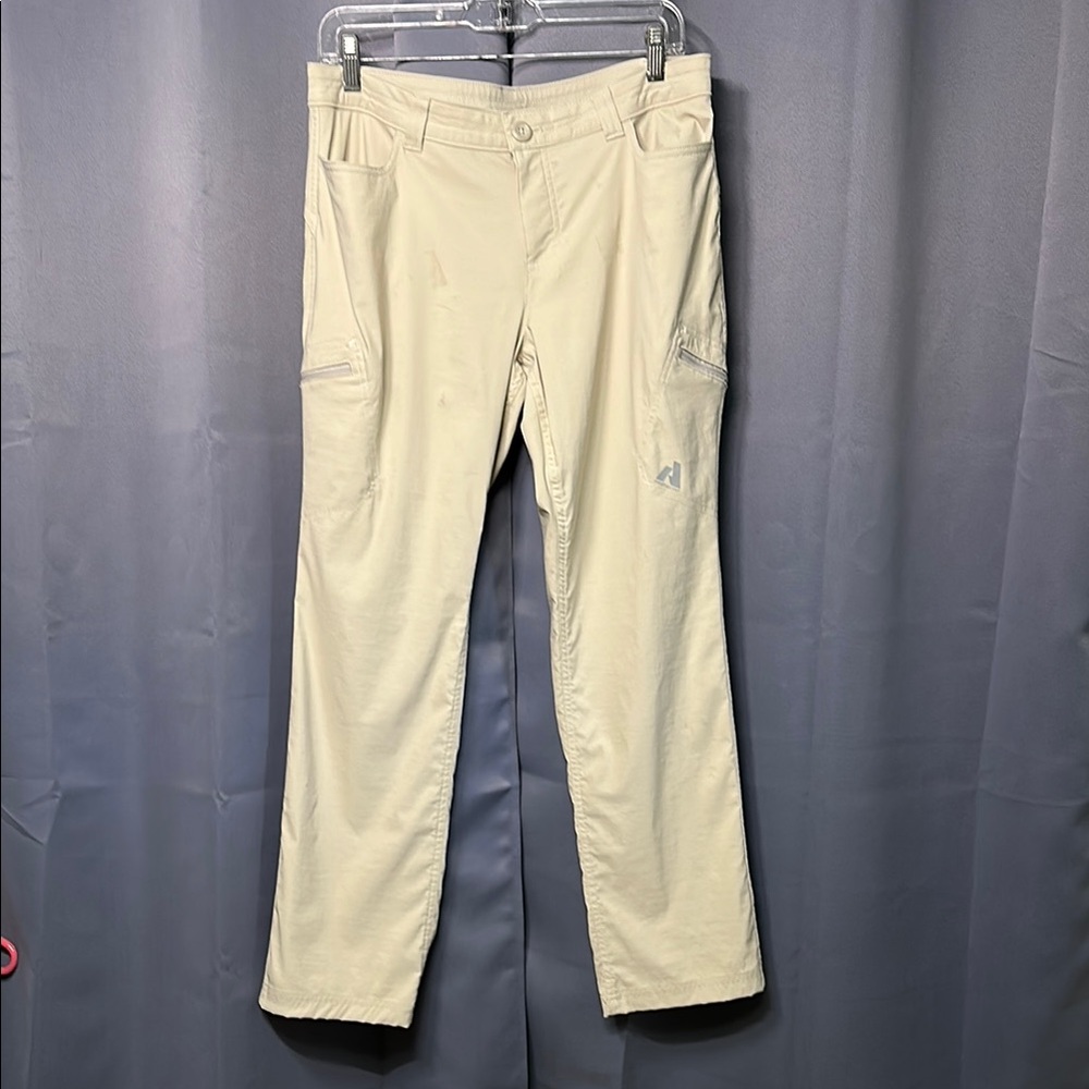 Eddie Bauer Cream Straight Leg Pants Versatile Style